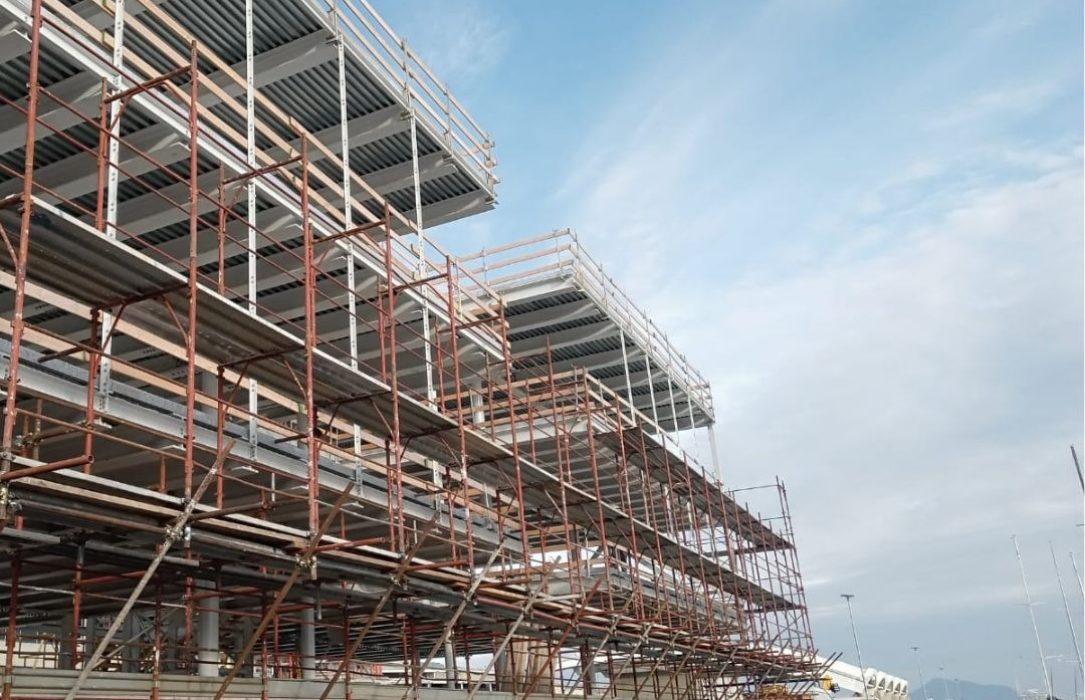 imgi_39_ponteggi-porto-di-genova